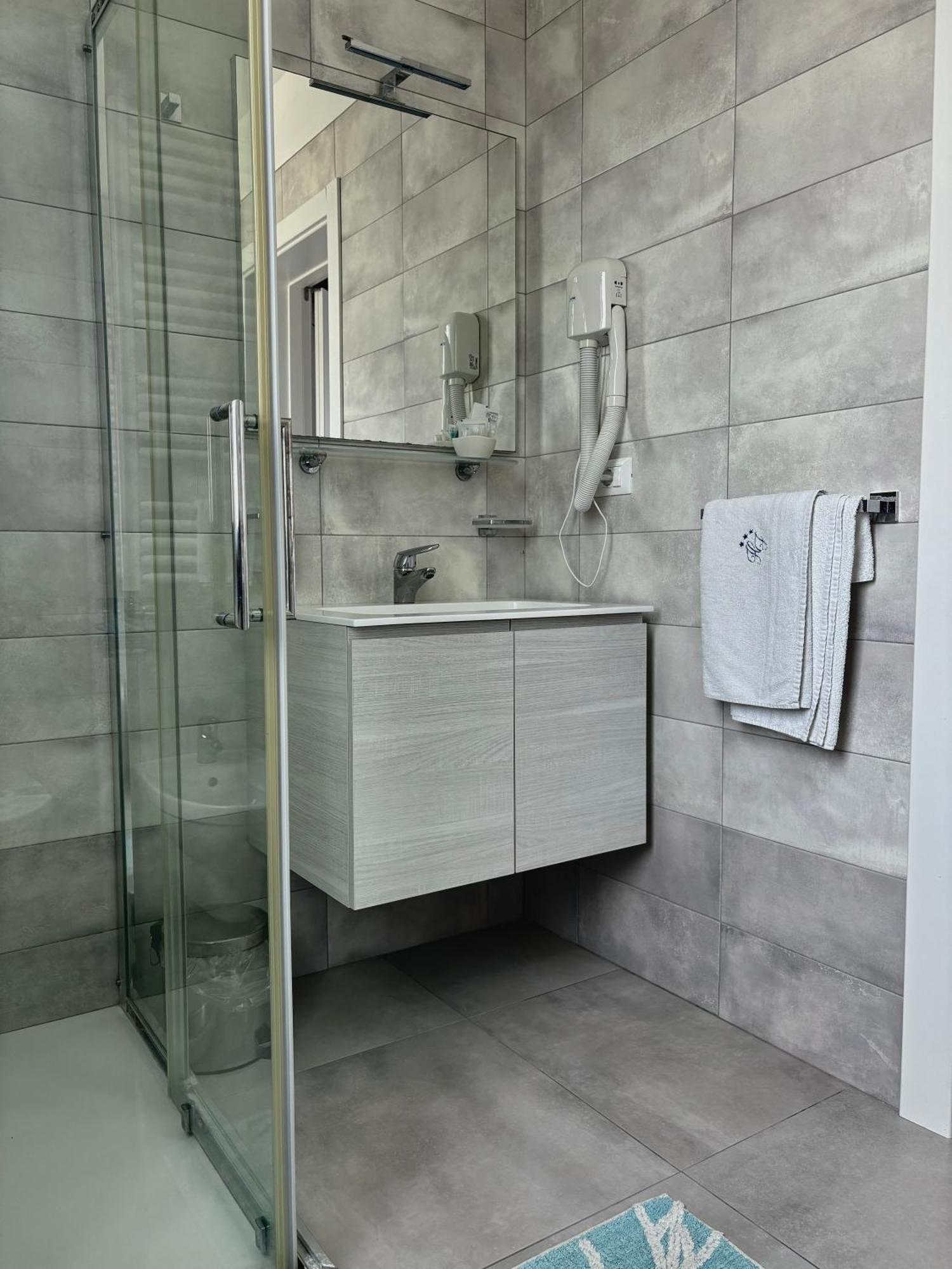 Hotel Fortuna Chioggia Bagian luar foto
